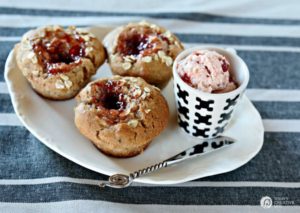 BANANA-WALNUT-MUFFINS