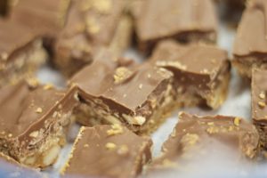 Toffee Bar Recipe - Toffee Bars in a Christmas Tin